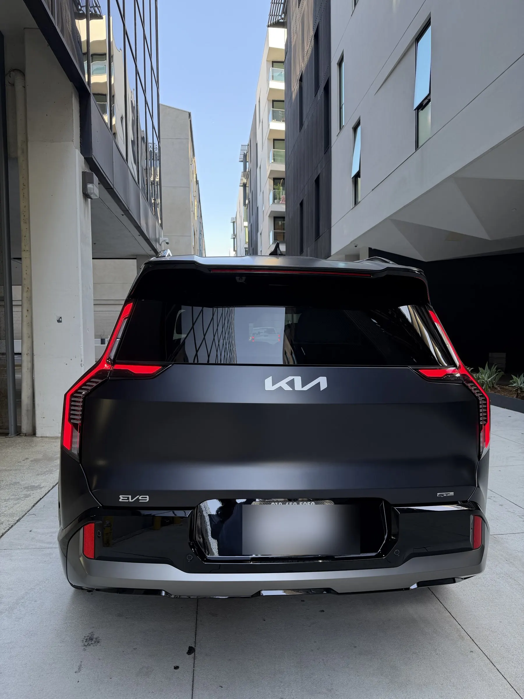 Kia EV9, rear view, delivered by AutoBahn Sales & Leasing